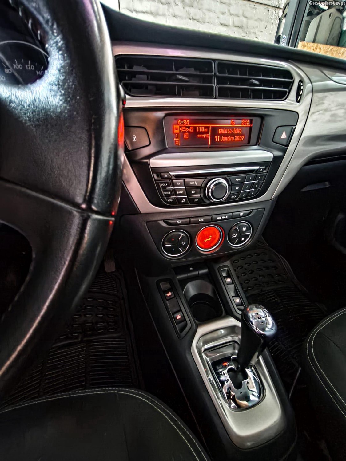 Citroën C-Elysée Automático Exclusive — fotografia 9
