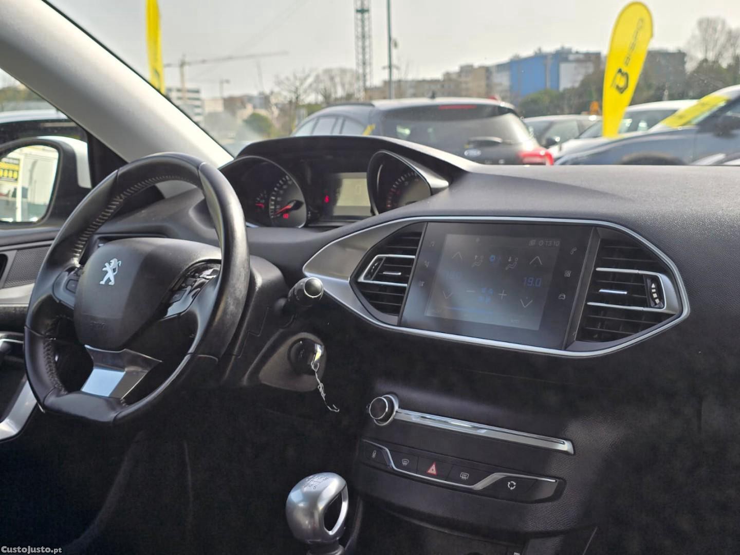 Peugeot 308 1.2 PureTech Active Pack — fotografia 8