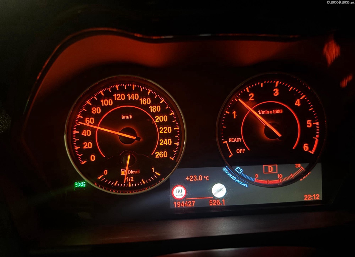 BMW 220 d Coupe Pack M Auto — fotografia 3