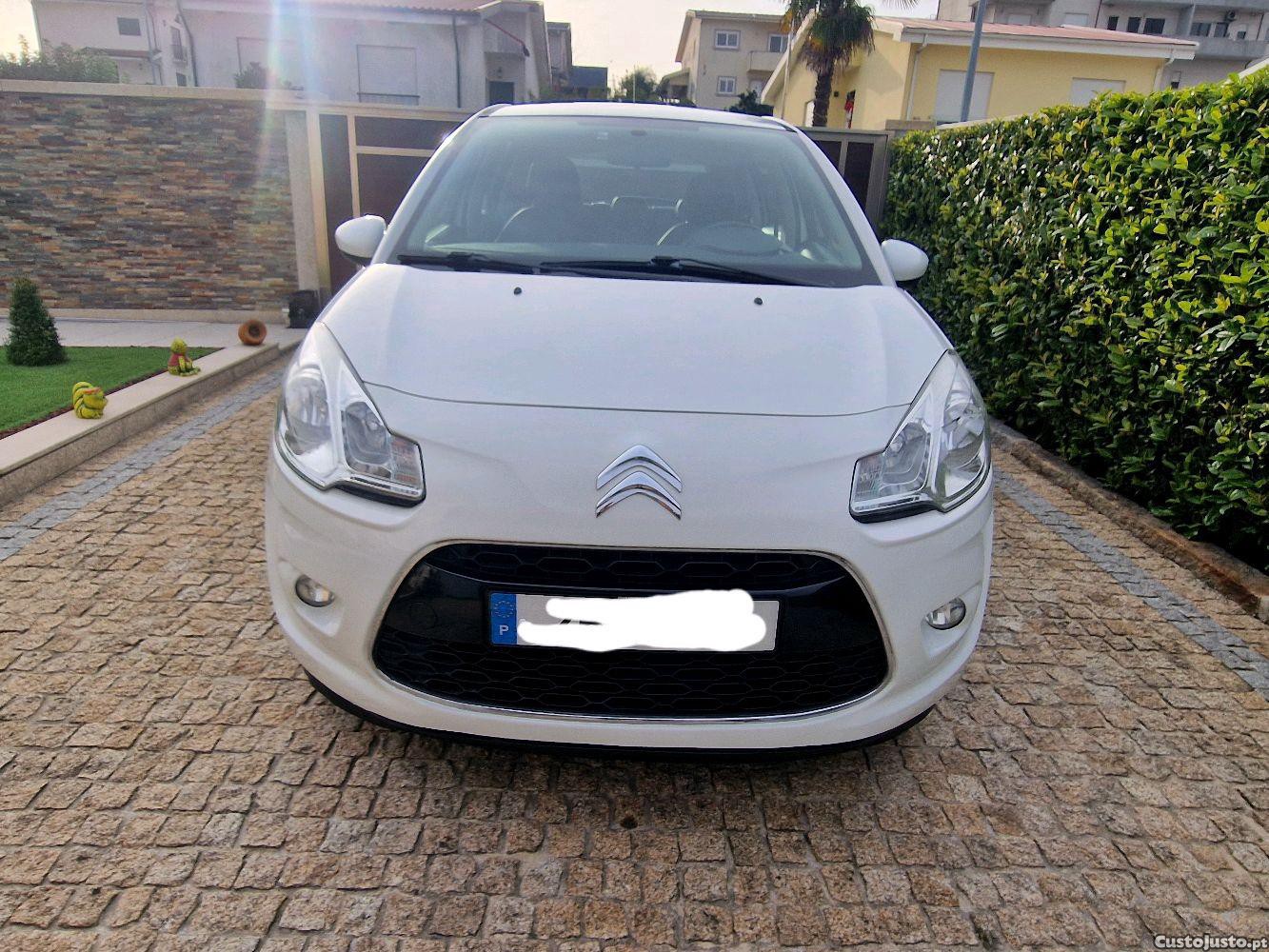 Citroën C3 1.4 HDI 5 LUGARES C/REVISAO — fotografia 2