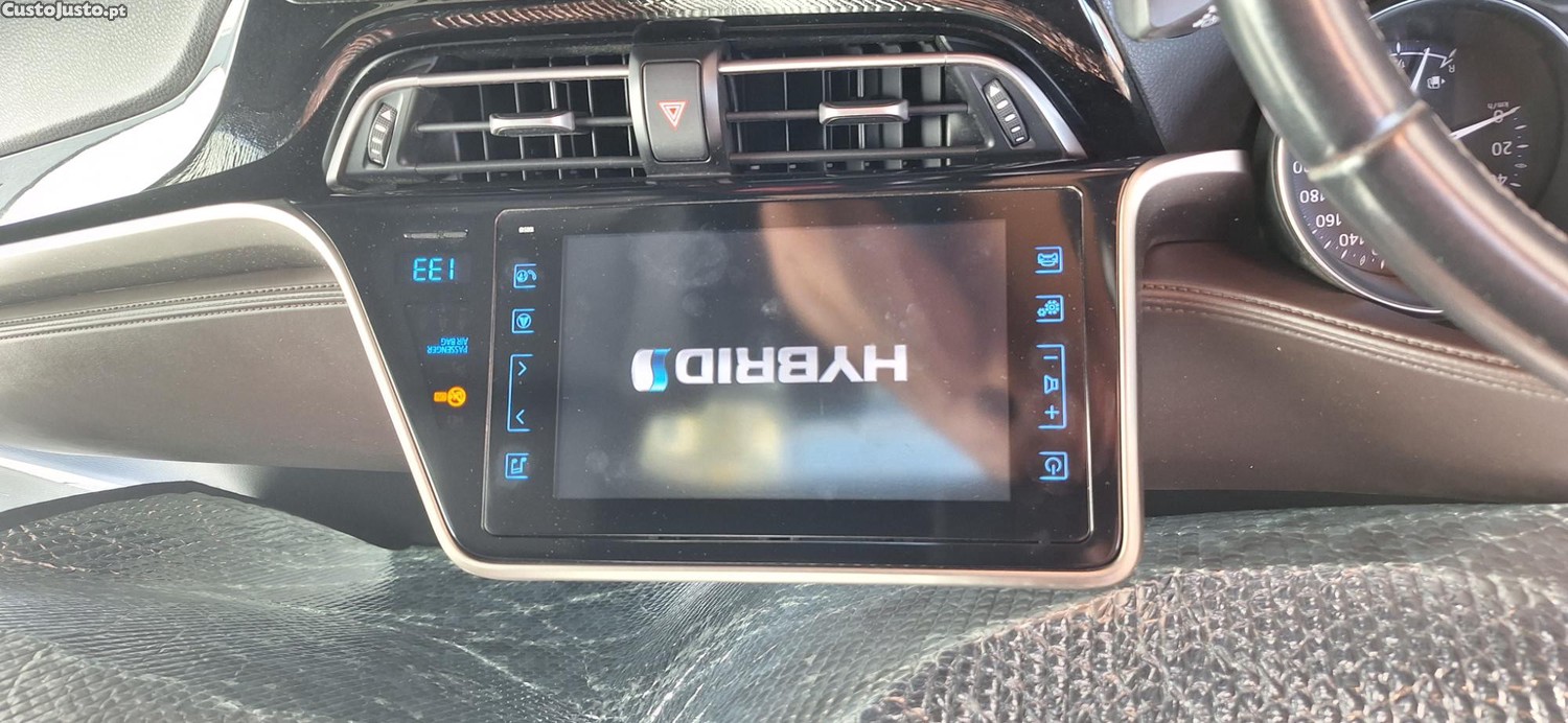 Toyota C-HR 1.8 Hybrid exclusive - 17 foto 3