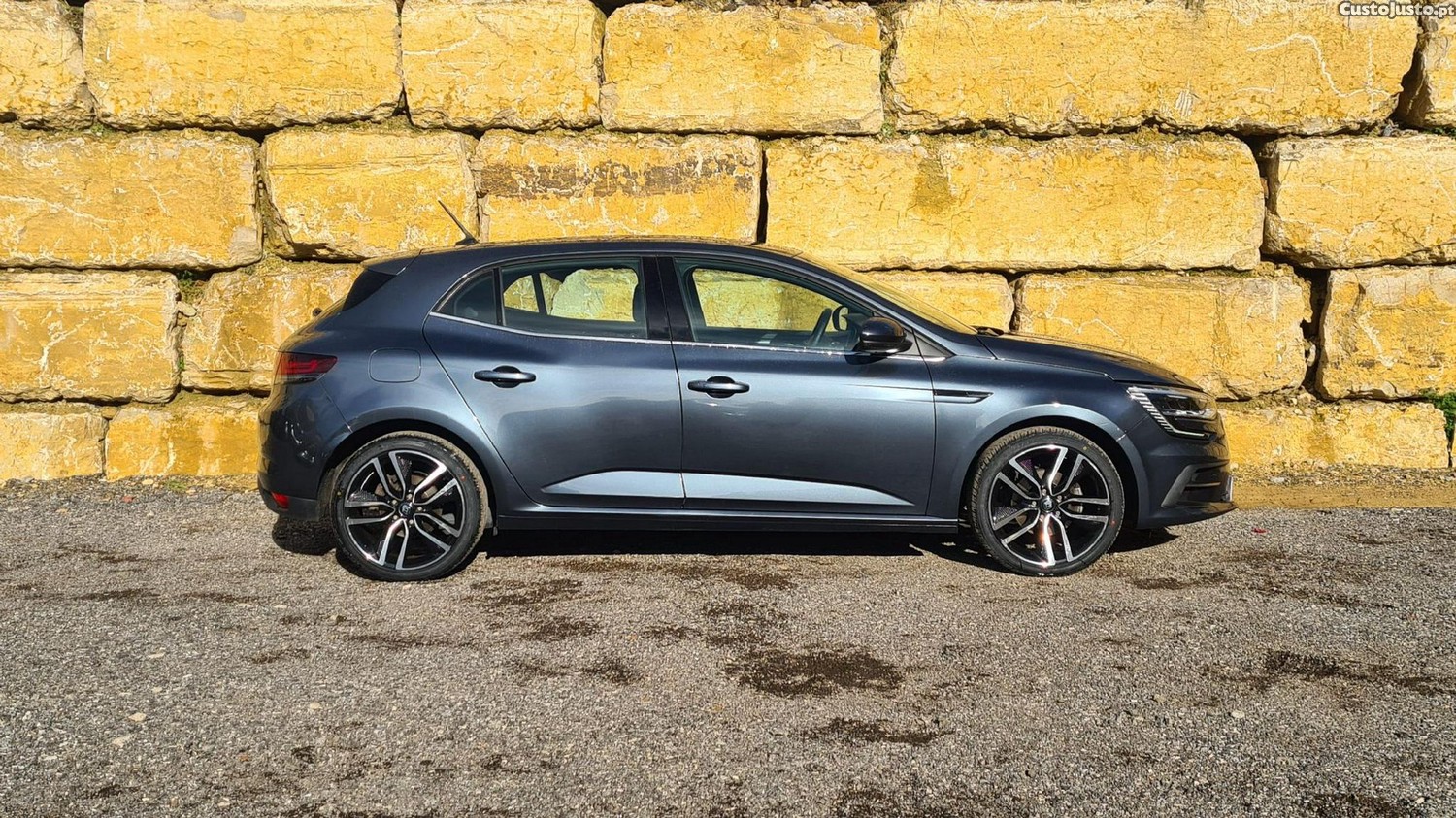 Renault Mégane 1.5 Blue dCi Intens — photo 4