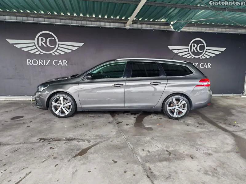 Peugeot 308 1.5 BlueHDi Allure P - 18 foto 3