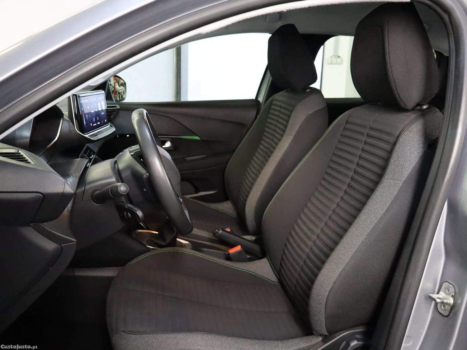 Peugeot 208 1.2 PureTech Active Pack — fotografia 16