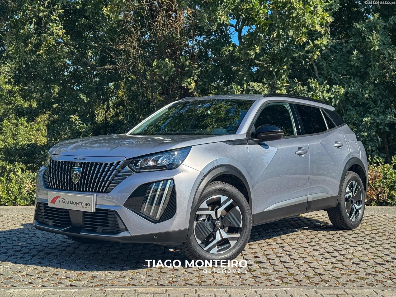 Peugeot 2008 1.2 Hybrid Allure e-DCS6 — fotografia 16