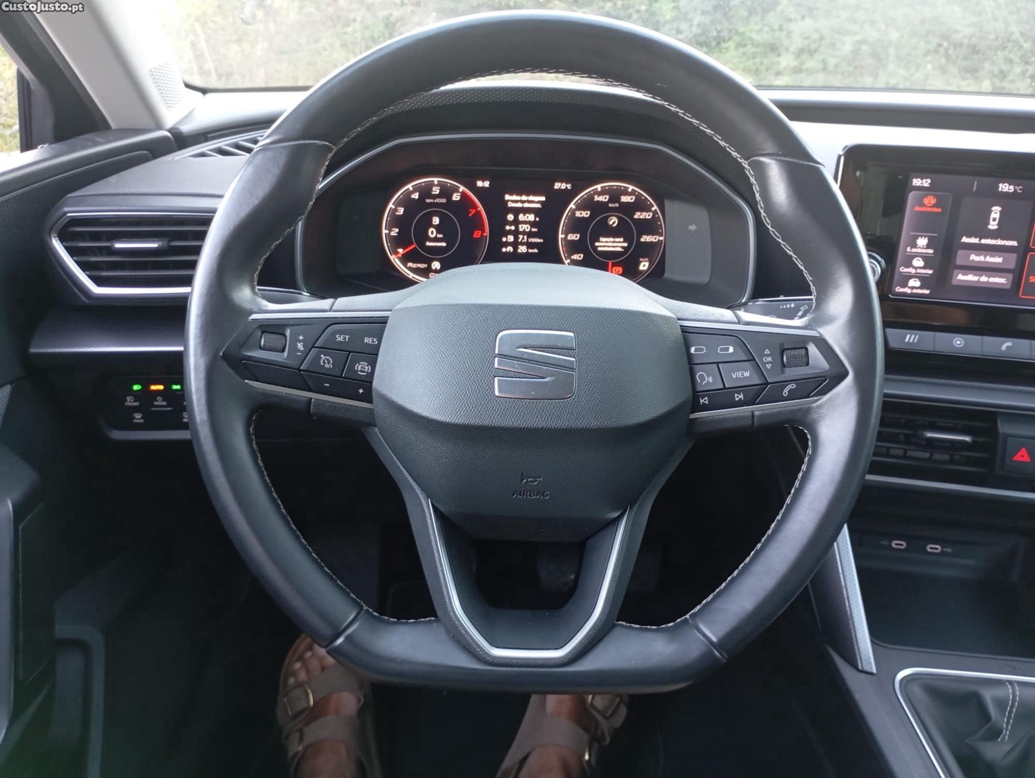 SEAT Leon 1.0 style 110 cv — fotografia 3