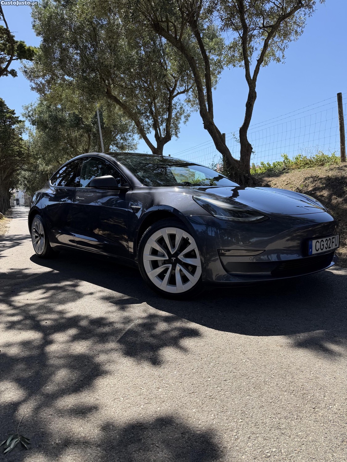Tesla Model 3 Long Range Dual Motor — fotografia 4