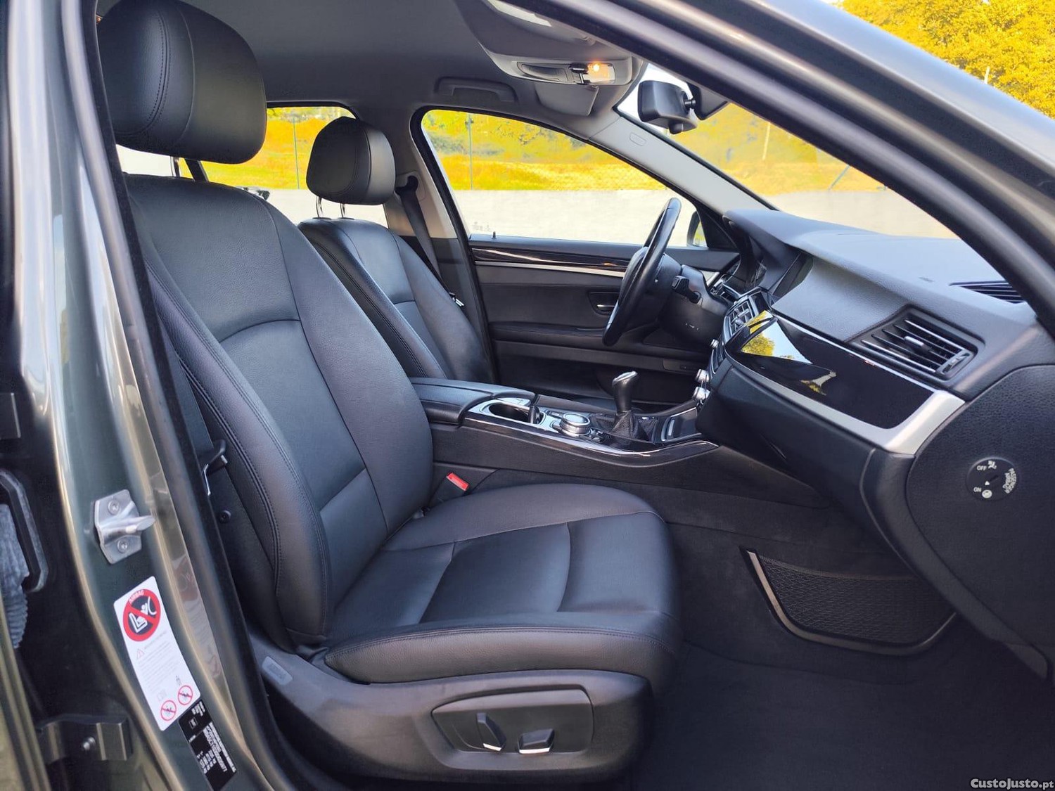 BMW 518 Luxury Line — fotografia 3