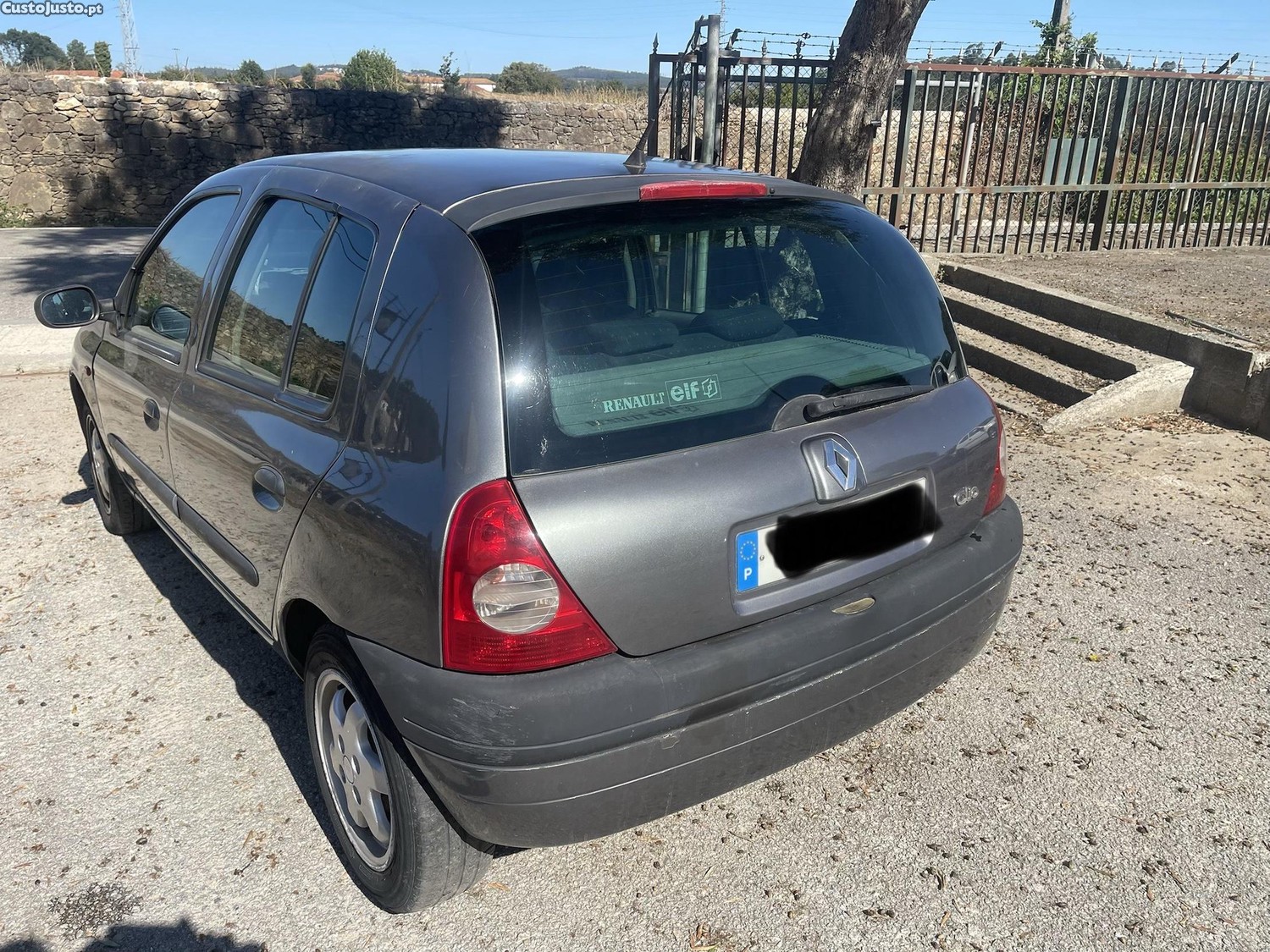 Renault Clio 1.2i — fotografia 2