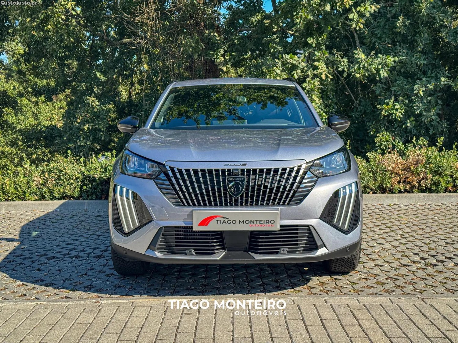 Peugeot 2008 1.2 Hybrid Allure e-DCS6 — fotografia 7
