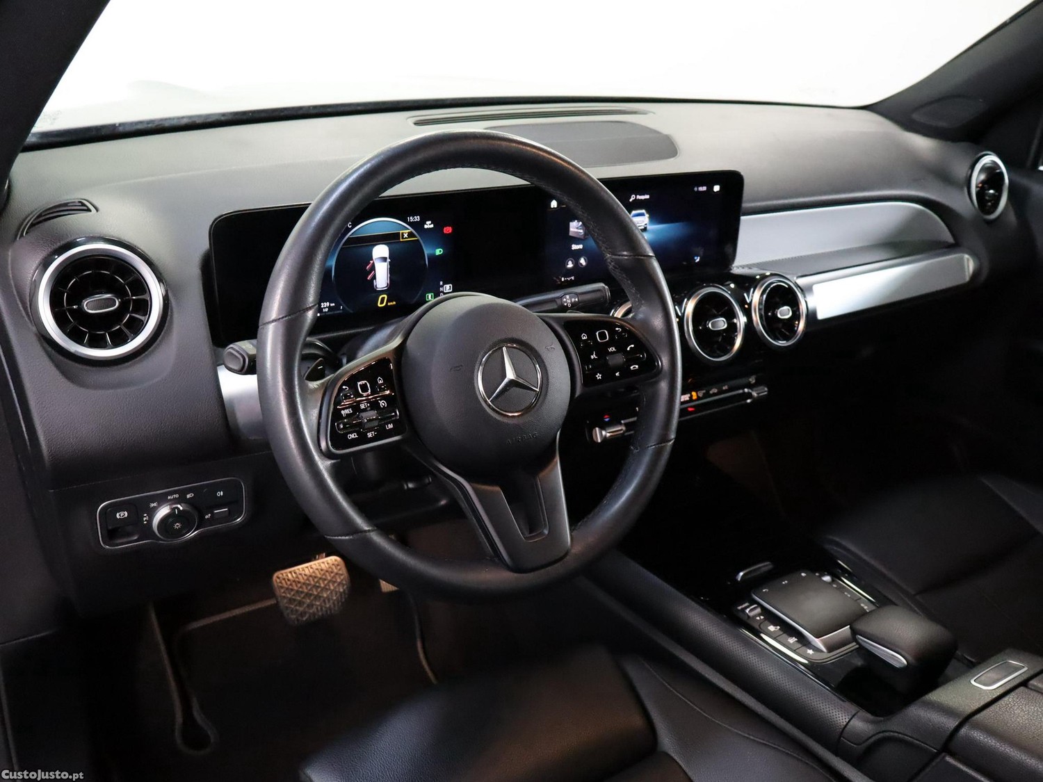 Mercedes-Benz GLB 180 d Style — fotografia 16