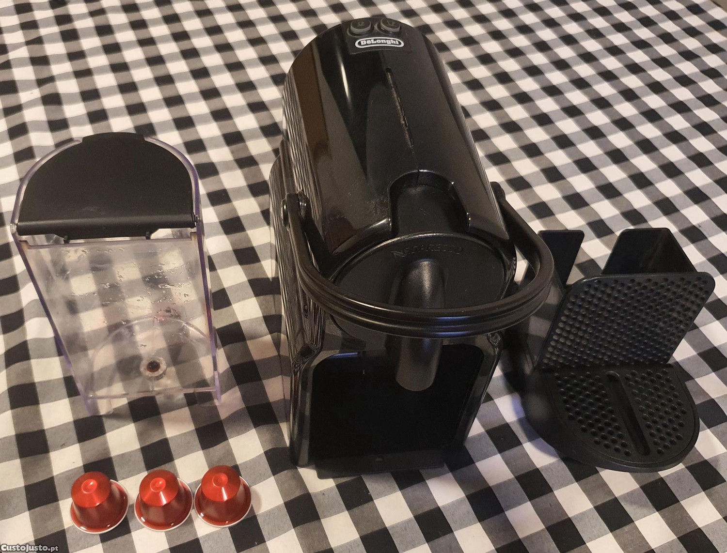 Máquina Café Cápsulas Delonghi Nespresso Inissia EN80.B Preto - Porto