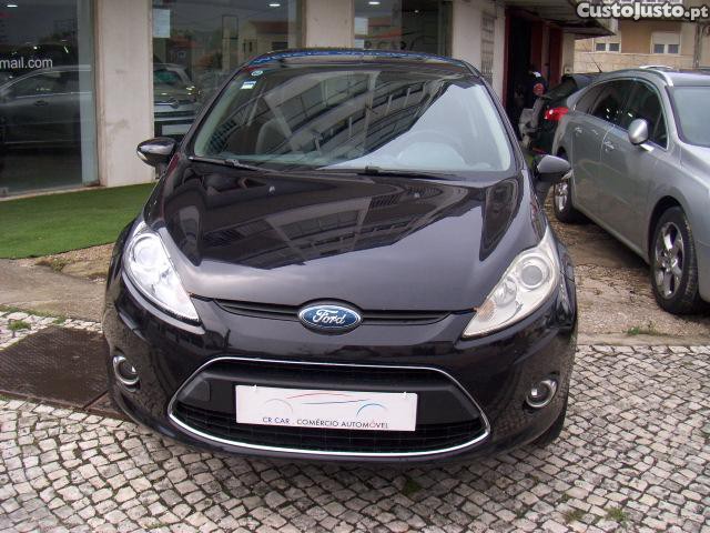 Ford Fiesta 1.4 Tdci  Titanium - 10 foto 2