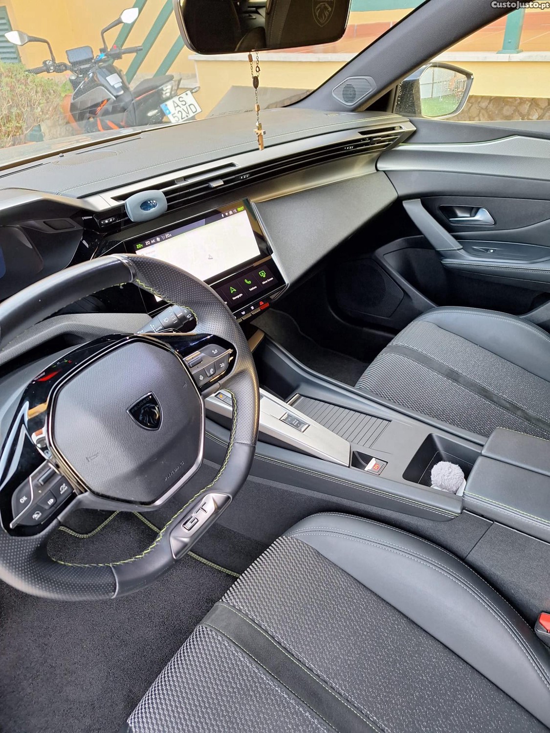 Peugeot 308 1.2 PureTech GT EAT8 — fotografia 3
