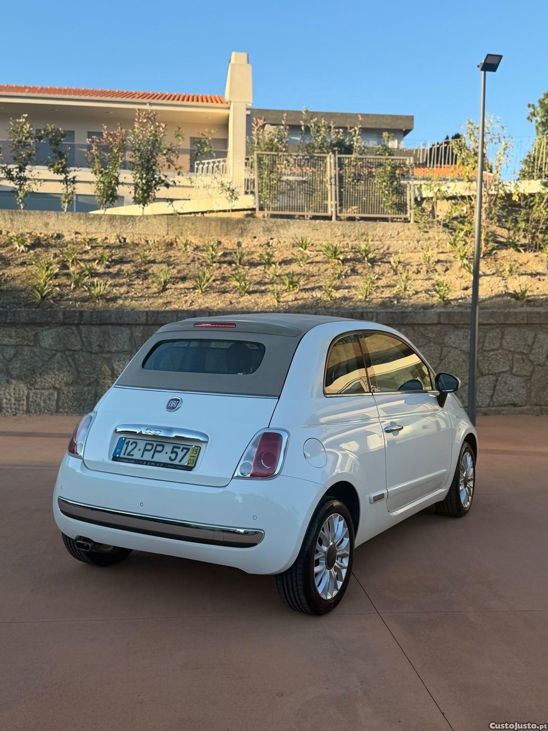 Fiat 500C Lounge — photo 2