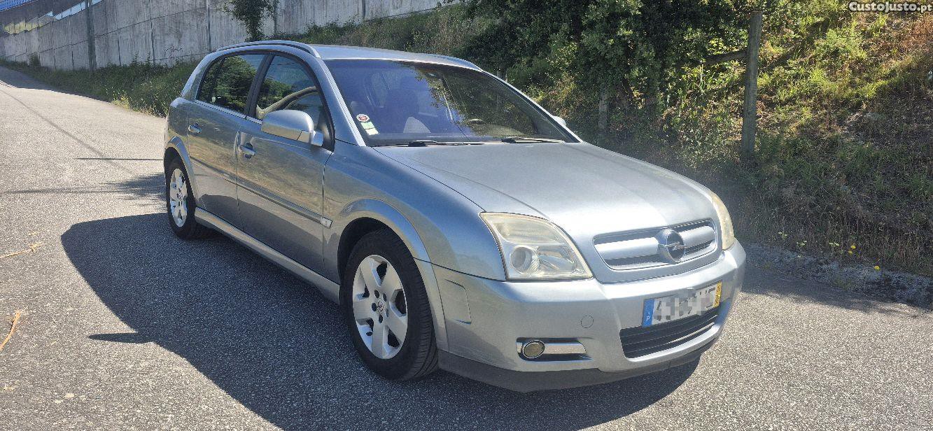 Opel Signum 2.2 DTi — fotografia 11