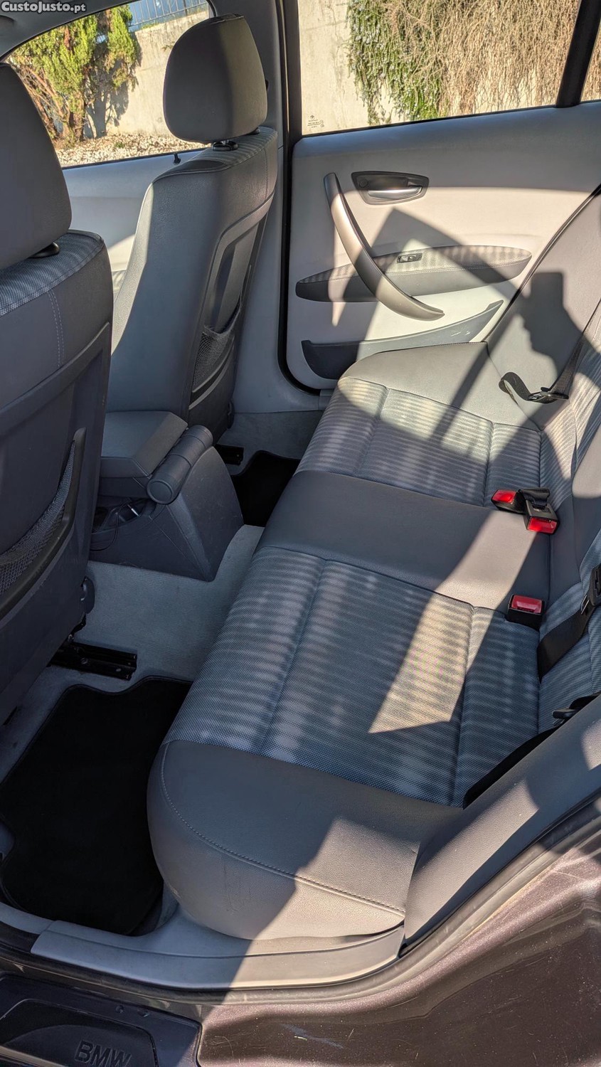 BMW 120 (1 Series) — fotografia 6