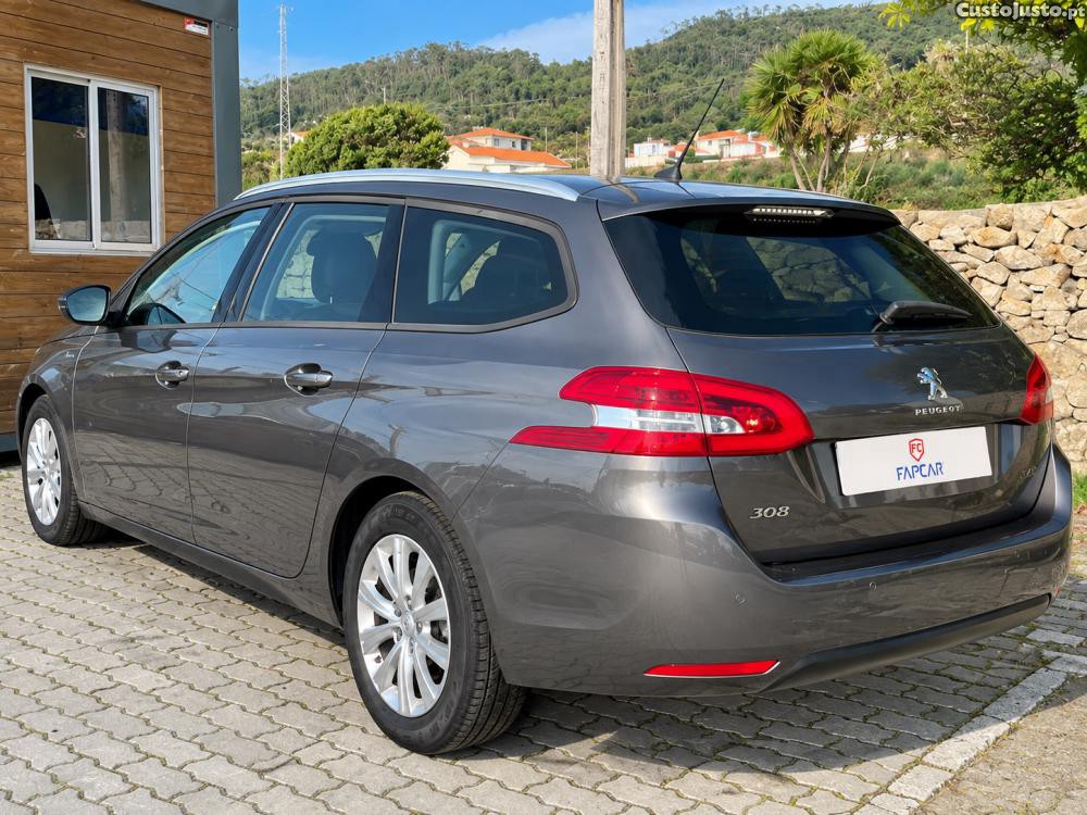 Peugeot 308 1.5 BlueHDi Style — fotografia 9