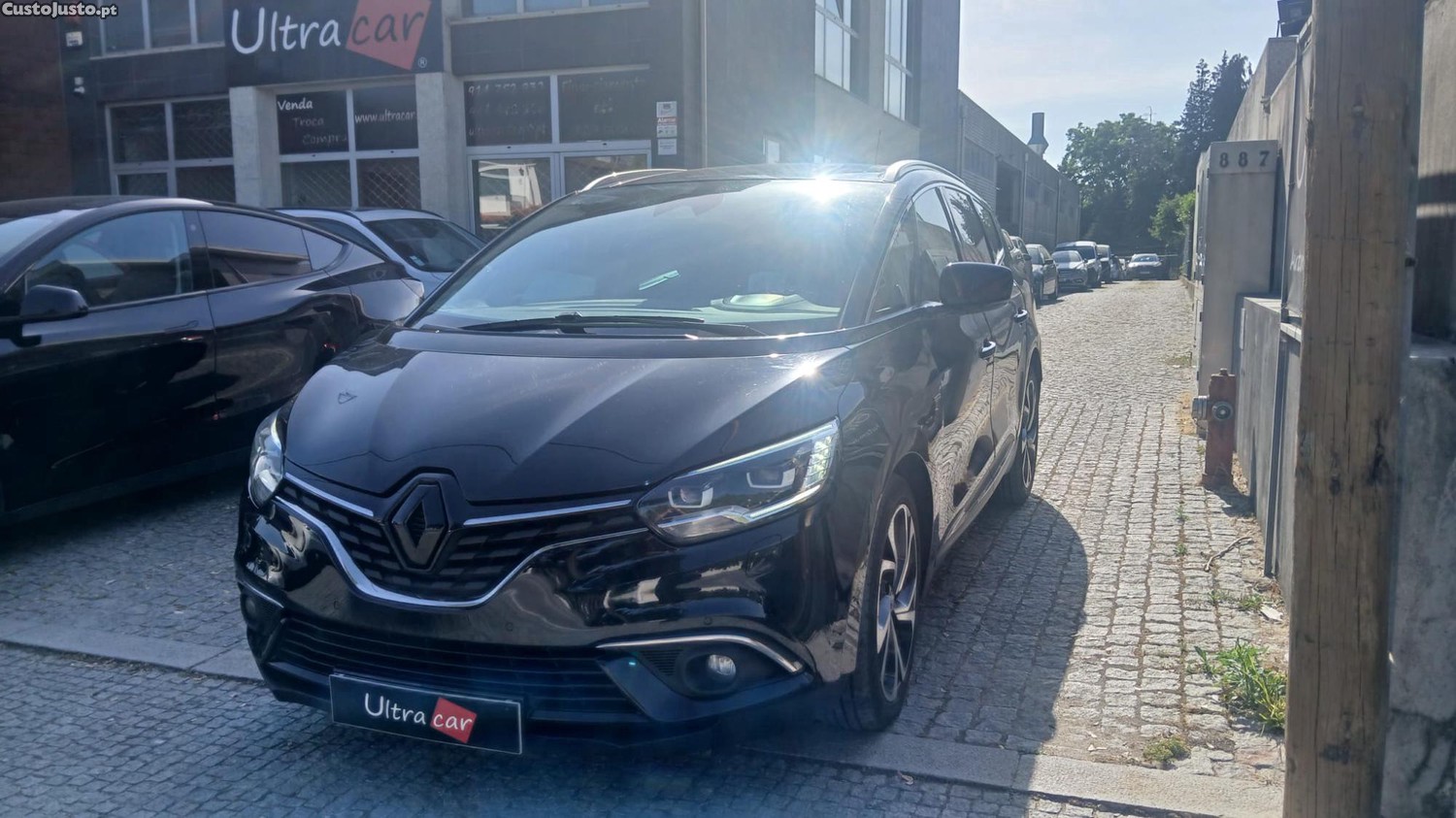 Renault Grand Scénic 1.6 DCI Bose Edition EDC SS — fotografia 9