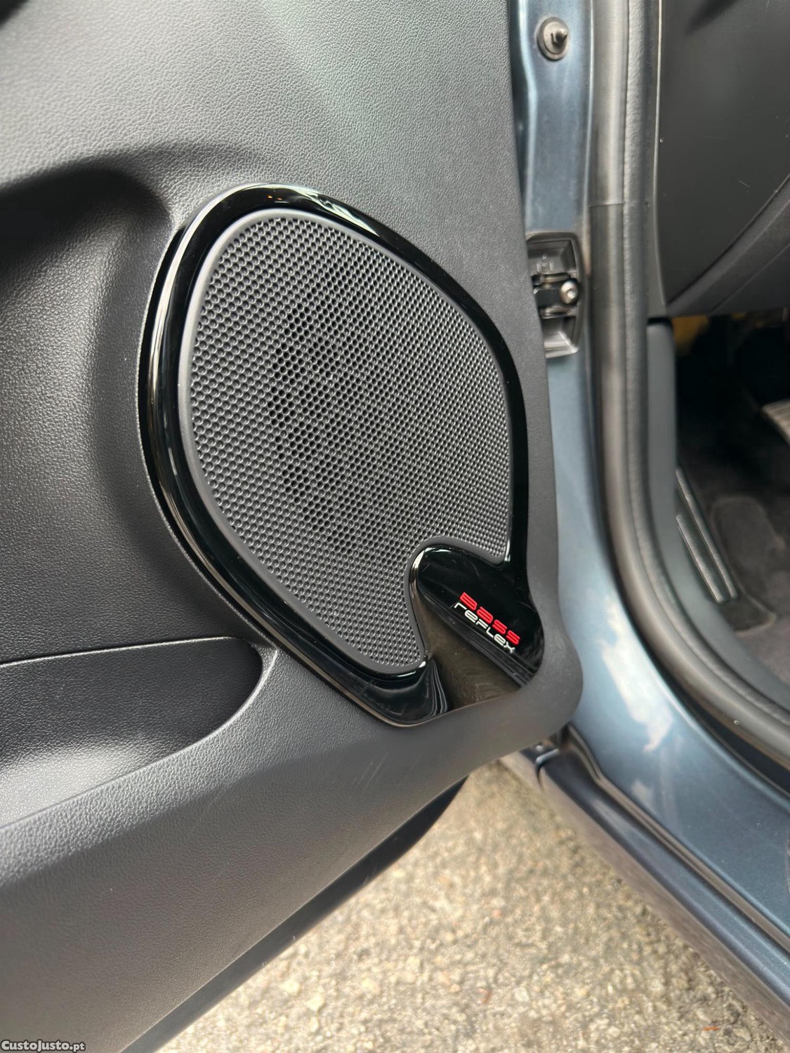 Renault Clio Limited Bose — fotografia 3