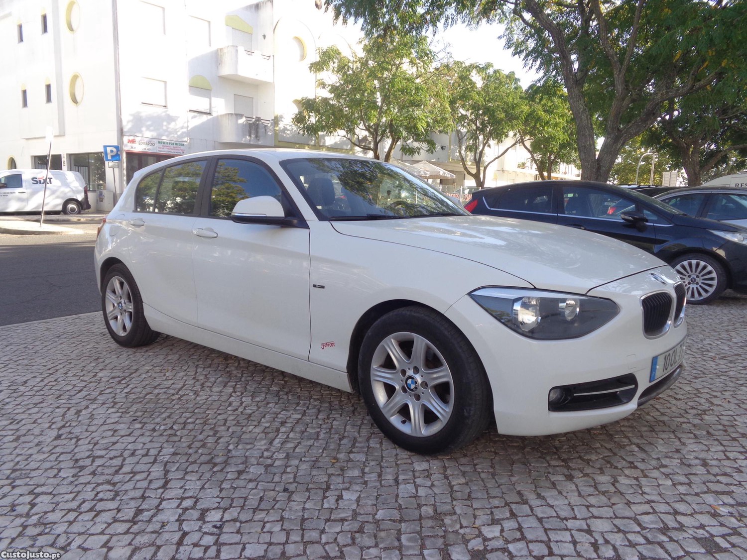BMW 116 D Sport 5 portas — fotografia 4