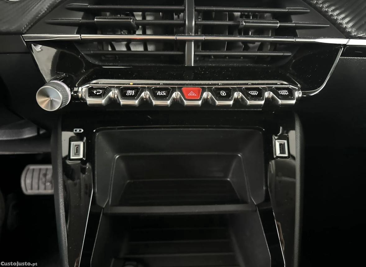Peugeot e-2008 Active Pack — photo 5