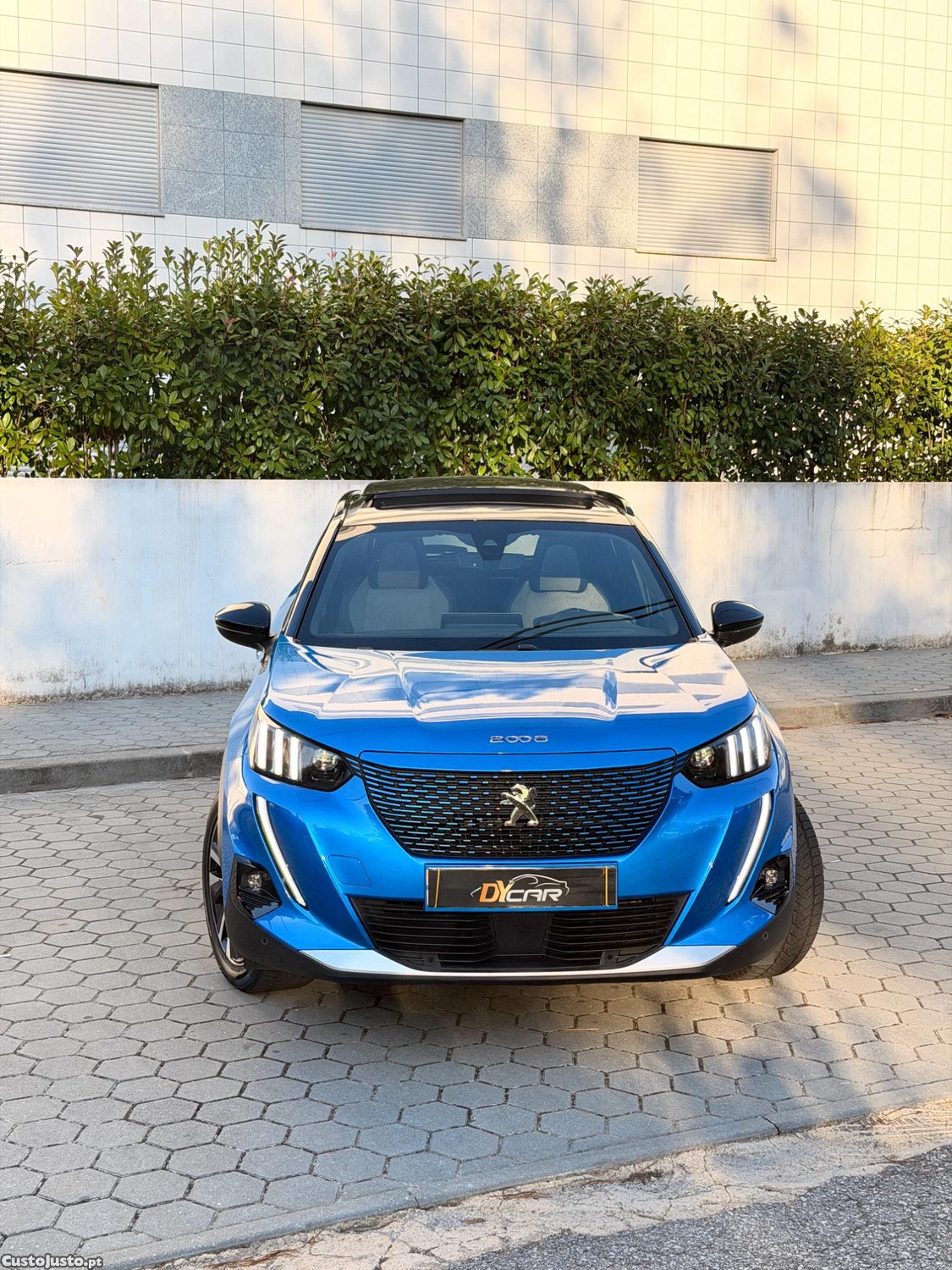 Peugeot e-2008 GT - 20 — photo 2