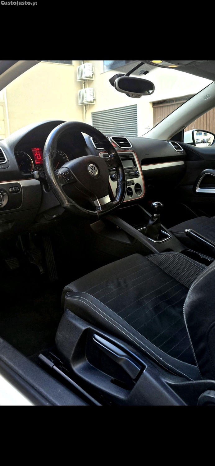 Volkswagen Scirocco sport — fotografia 3