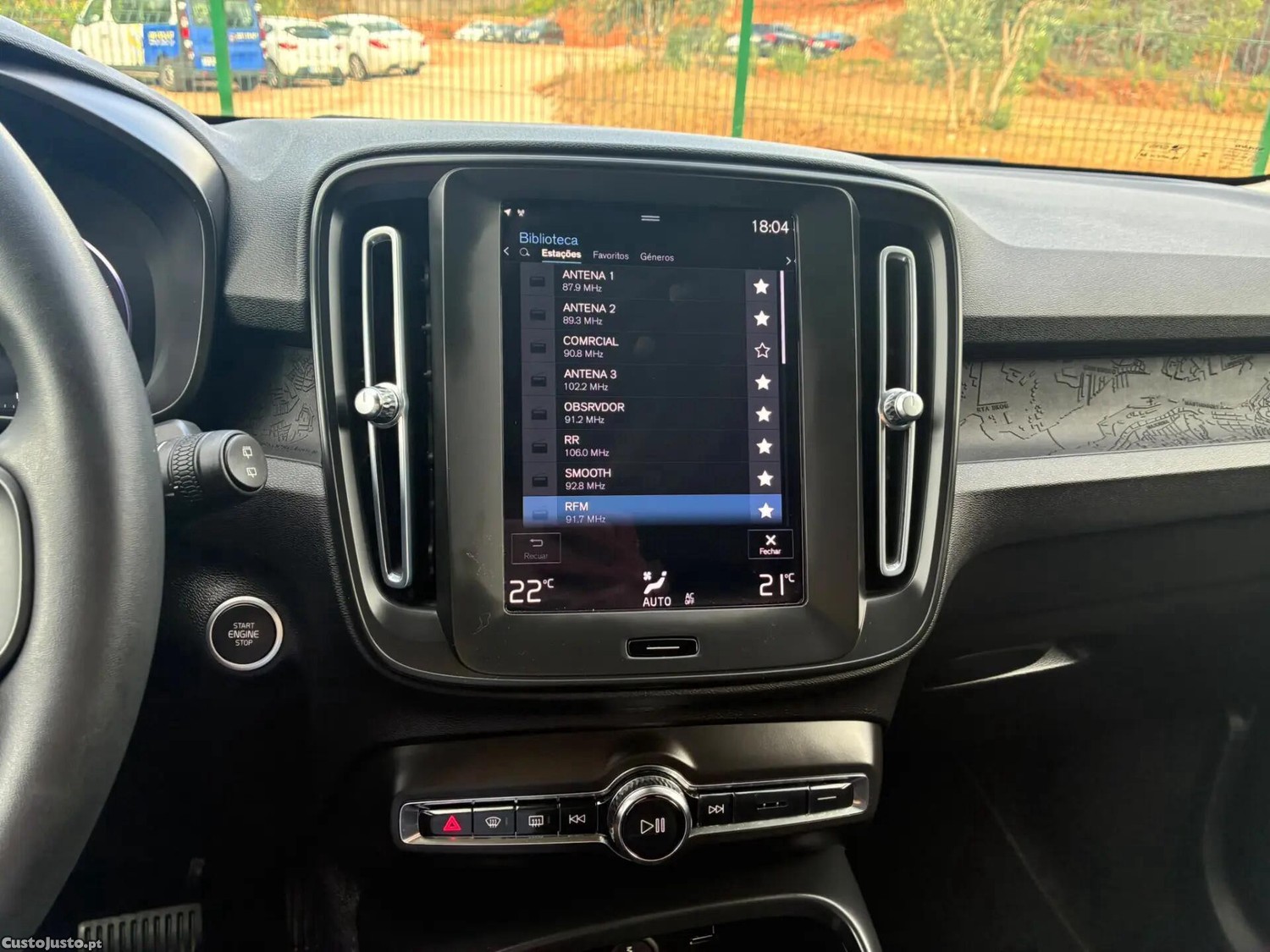 Volvo XC 40 1.5 T2 Momentum Plus Geartronic — fotografia 14