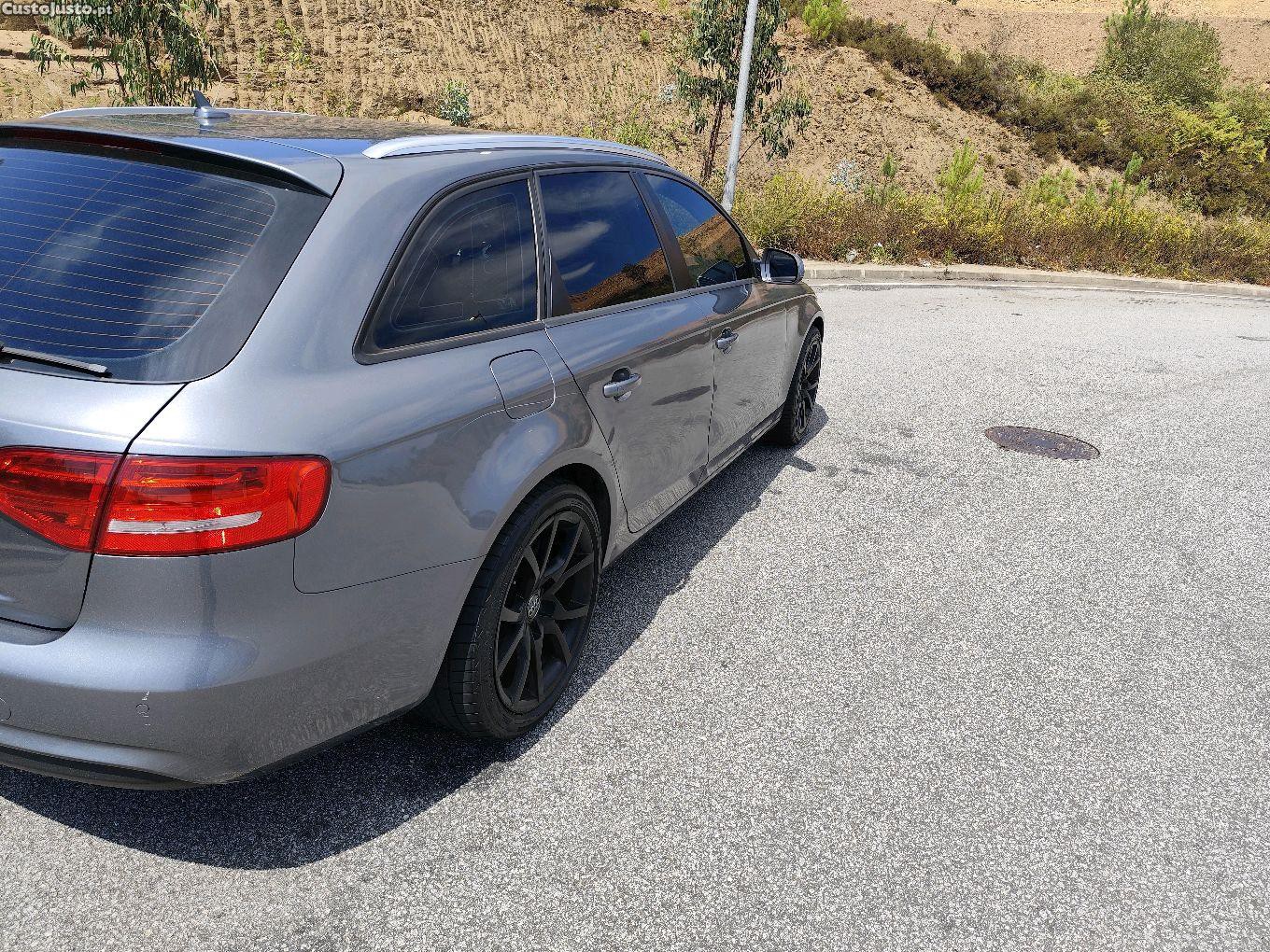 Audi A4 advant — fotografia 2