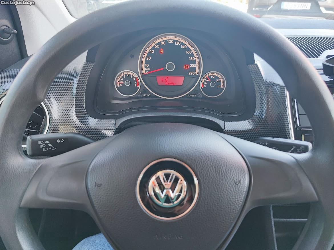 Volkswagen Up! BMT HIGH 1.0 — fotografia 5