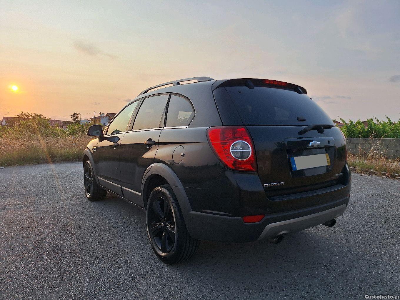 Chevrolet Captiva 2.2 VCDi - Automático - Aceito Retoma - 11 foto 4