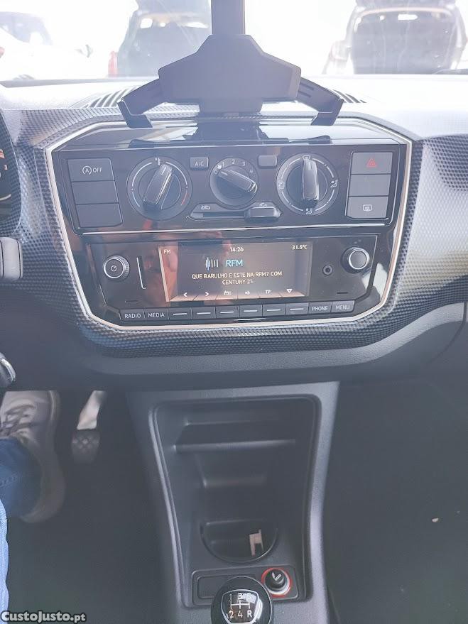 Volkswagen Up! BMT HIGH 1.0 — fotografia 4