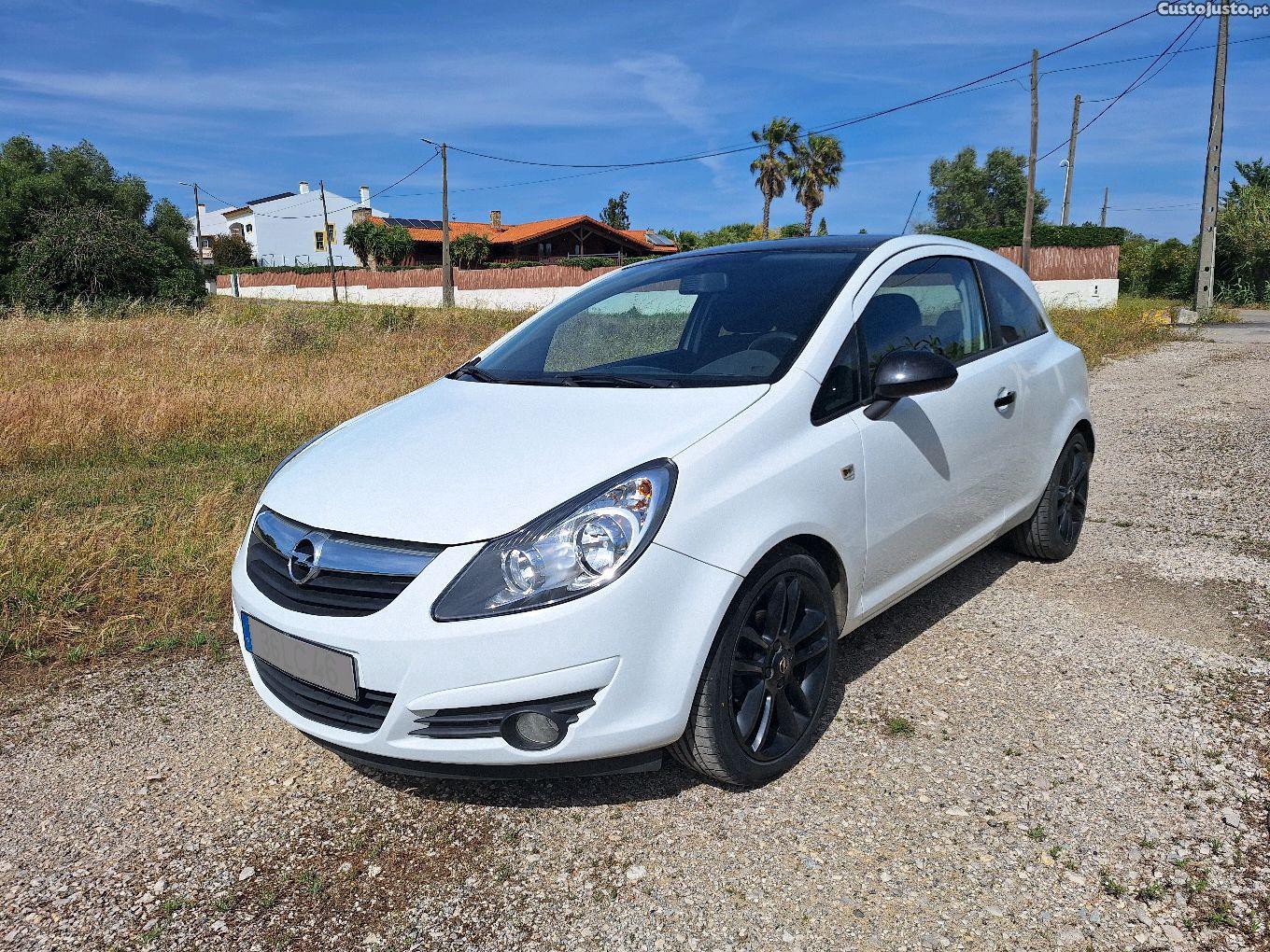 Opel Corsa D 1.3 CDTi Black Edition — fotografia 9
