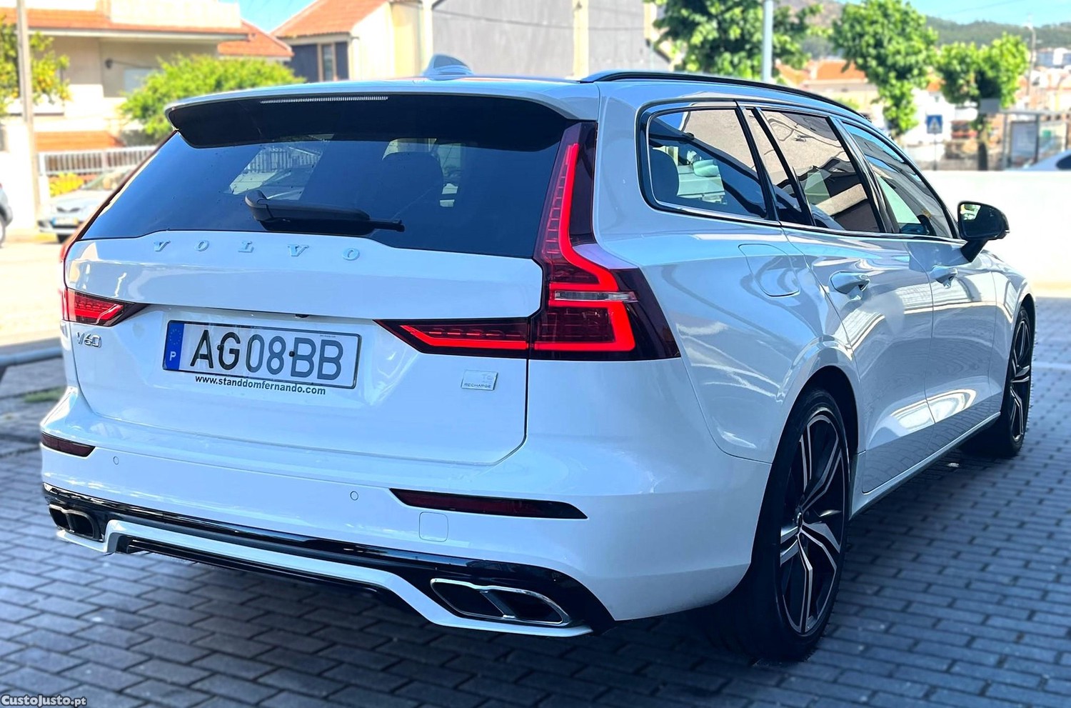 Volvo V60 2.0 T6 AWD TE R-Design Expression — fotografia 16