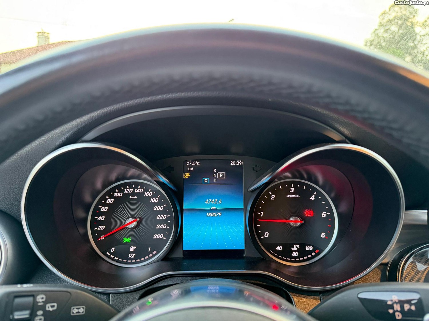 Mercedes-Benz GLC 220 d — fotografia 10
