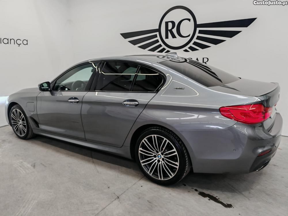 BMW 530 e iPerformance Pack — fotografia 23