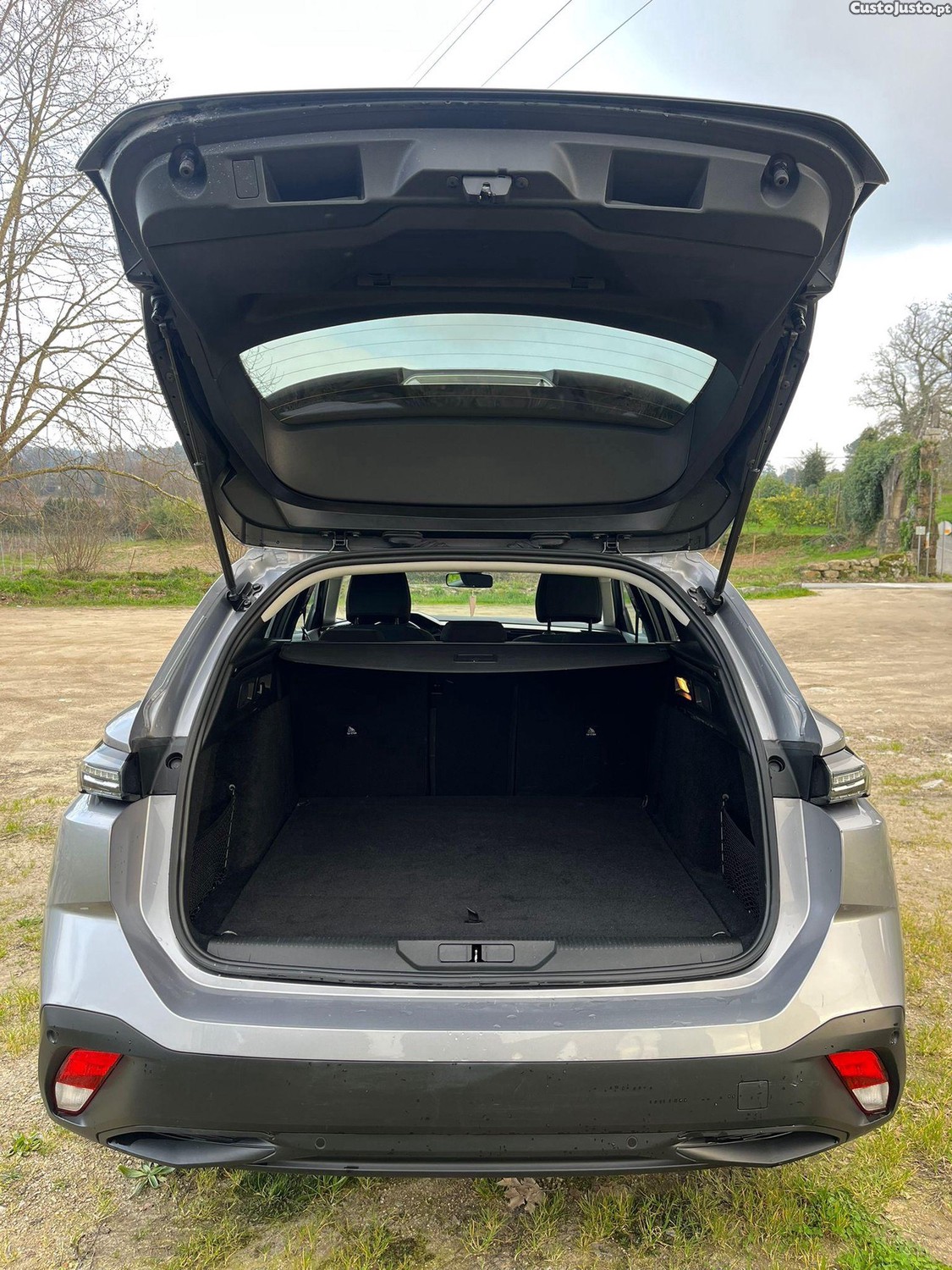 Peugeot 308 SW BlueHdi Active Pack — fotografia 10