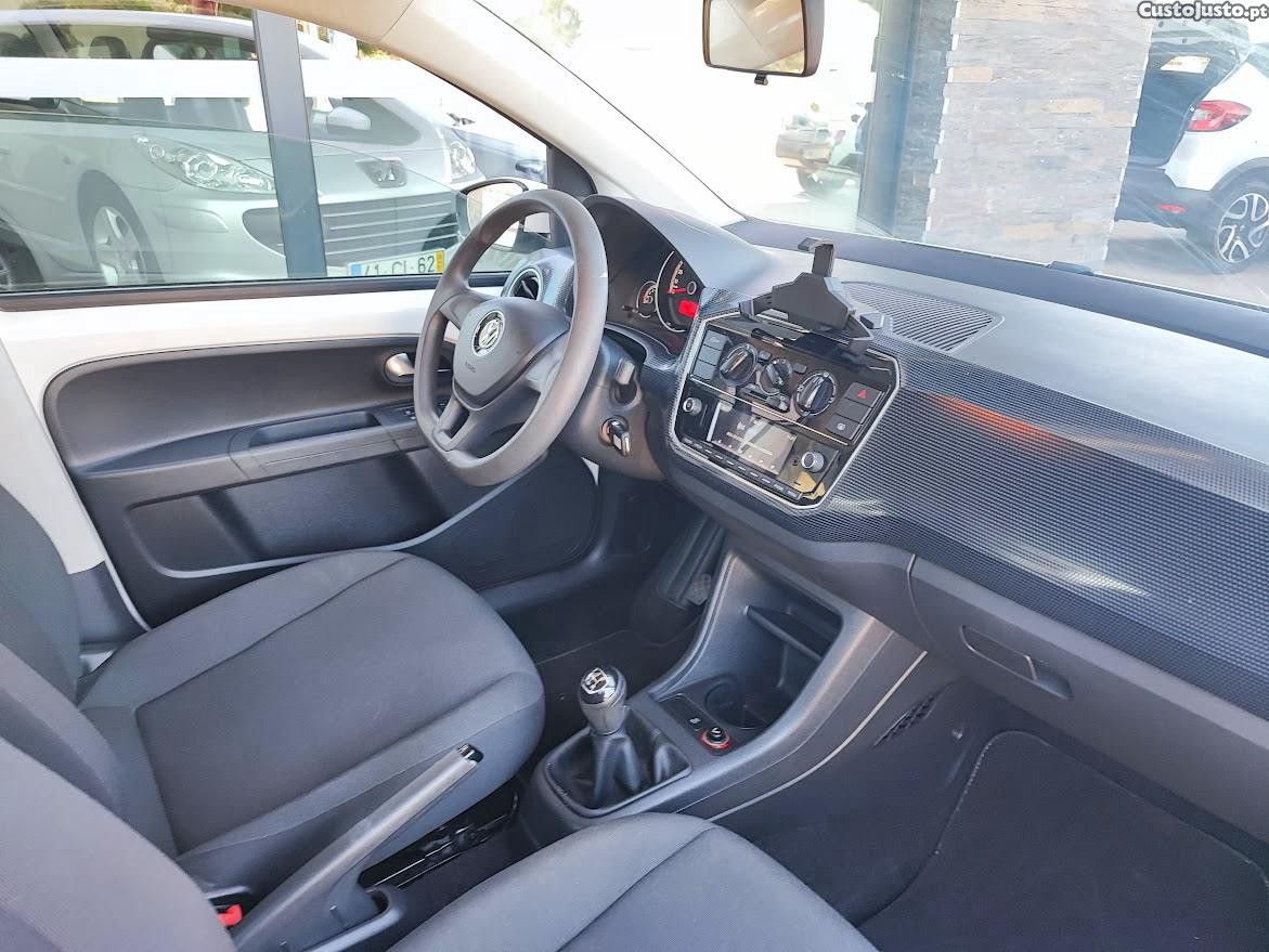 Volkswagen Up! BMT HIGH 1.0 — fotografia 3