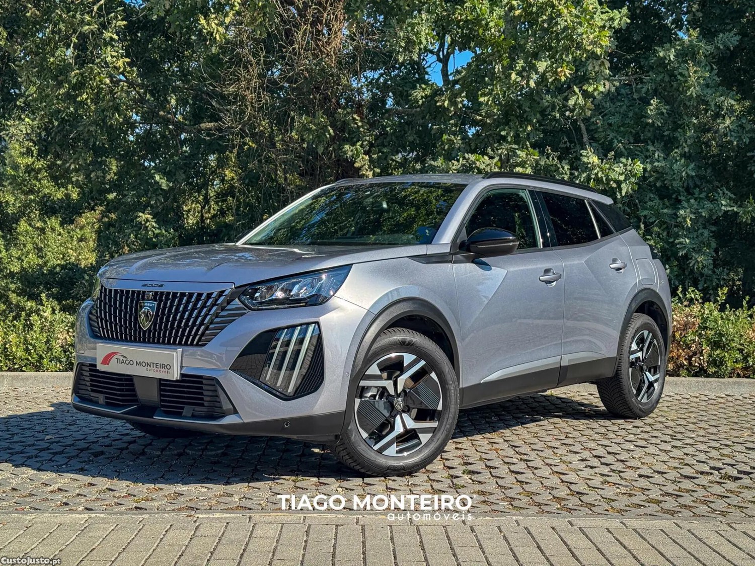Peugeot 2008 1.2 Hybrid Allure e-DCS6 — fotografia 10