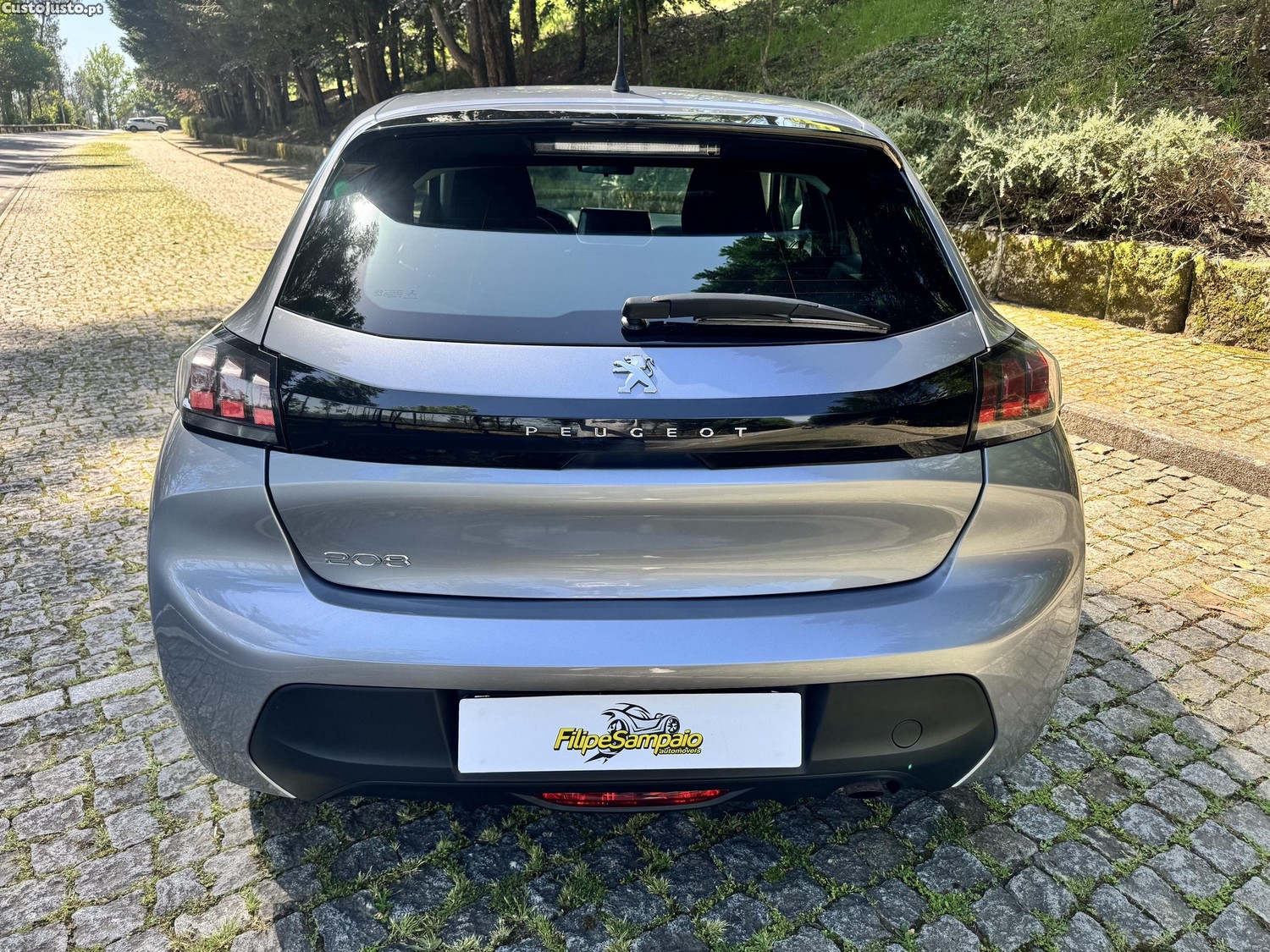 Peugeot 208 1.5 Hdi — fotografia 8