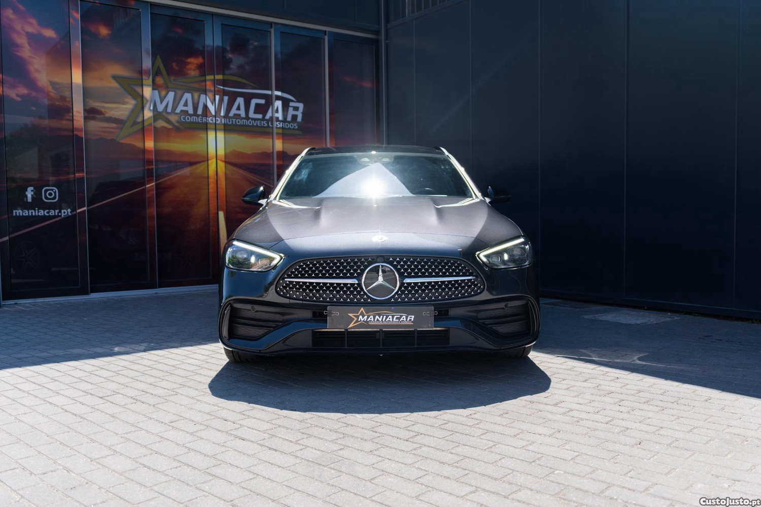 Mercedes-Benz C 300 e T 9G-TRONIC AMG Line — fotografia 21