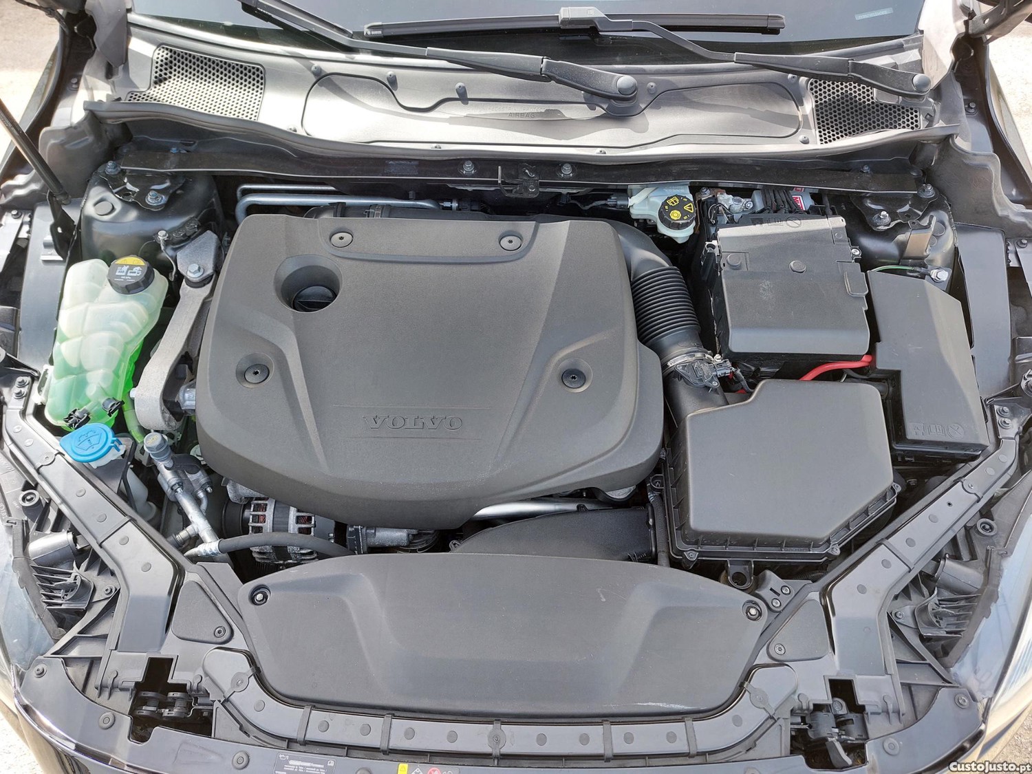 Volvo V40 2.0 d2 120cv, 6.v, muito bom — fotografia 4