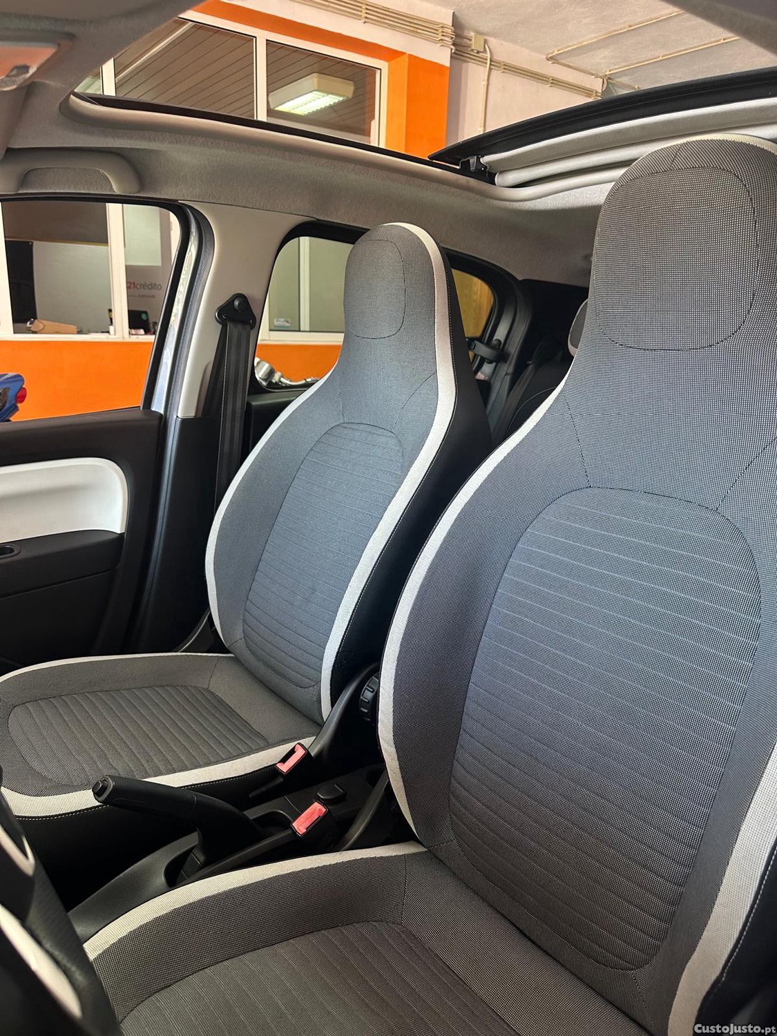 Renault Twingo 0.9 TCE Limited Cabrio — fotografia 10
