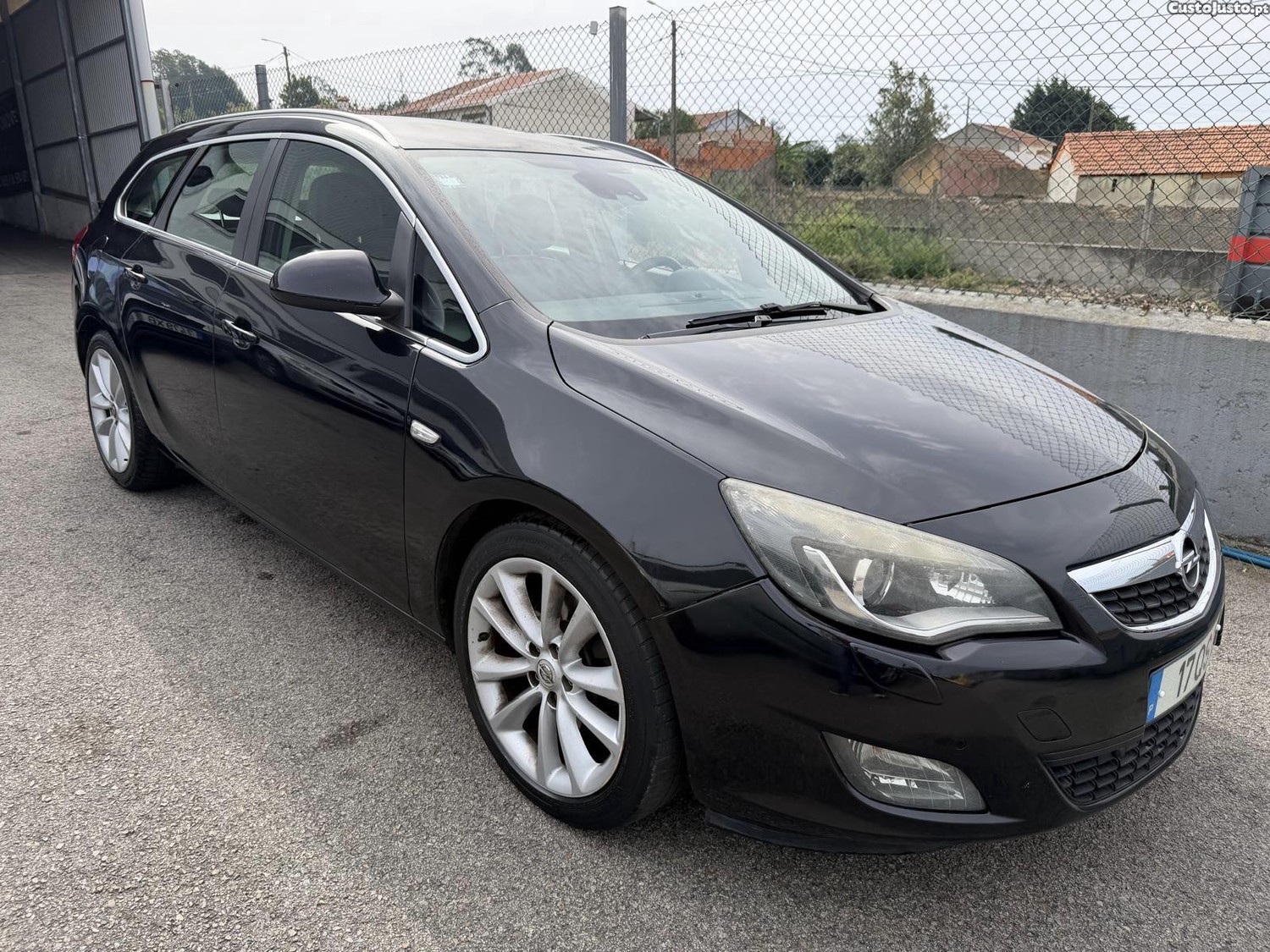 Opel Astra 1.7CDTi 125CV — fotografia 9