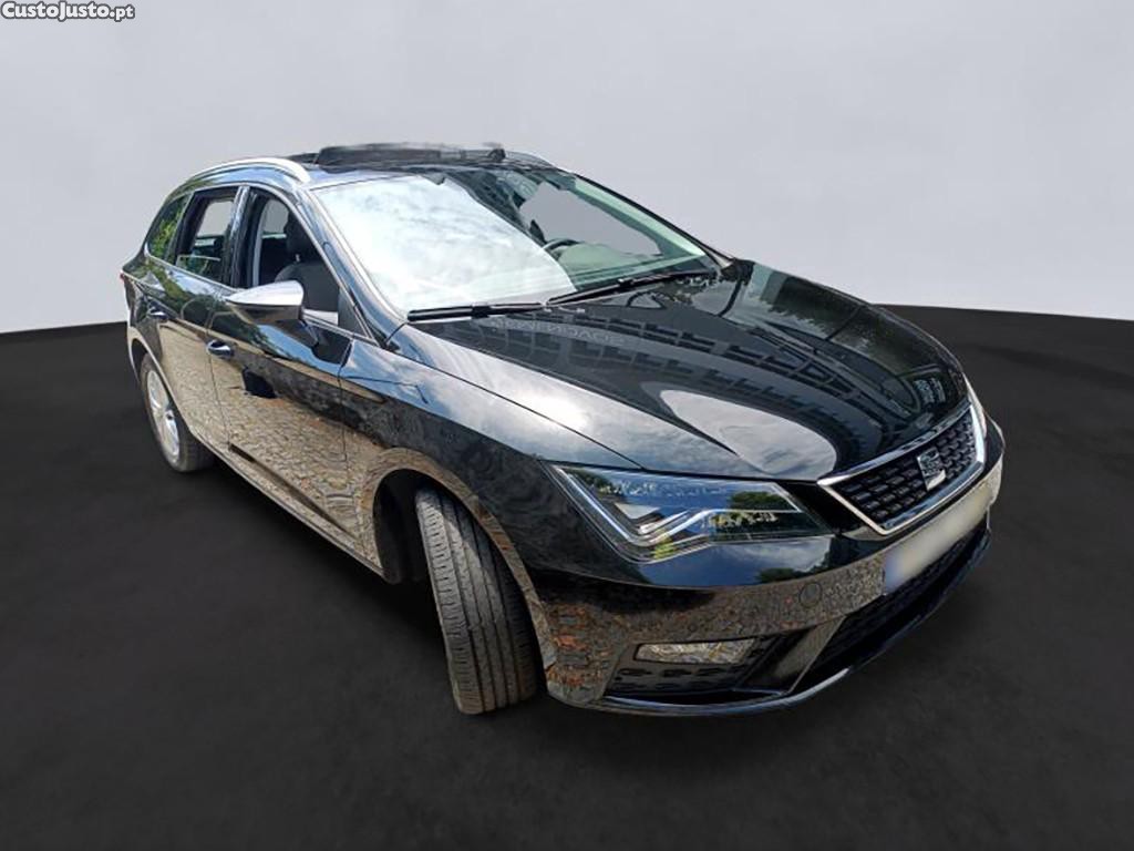 Seat Leon ST 1.6 TDI Style 115cv - 19 foto 3