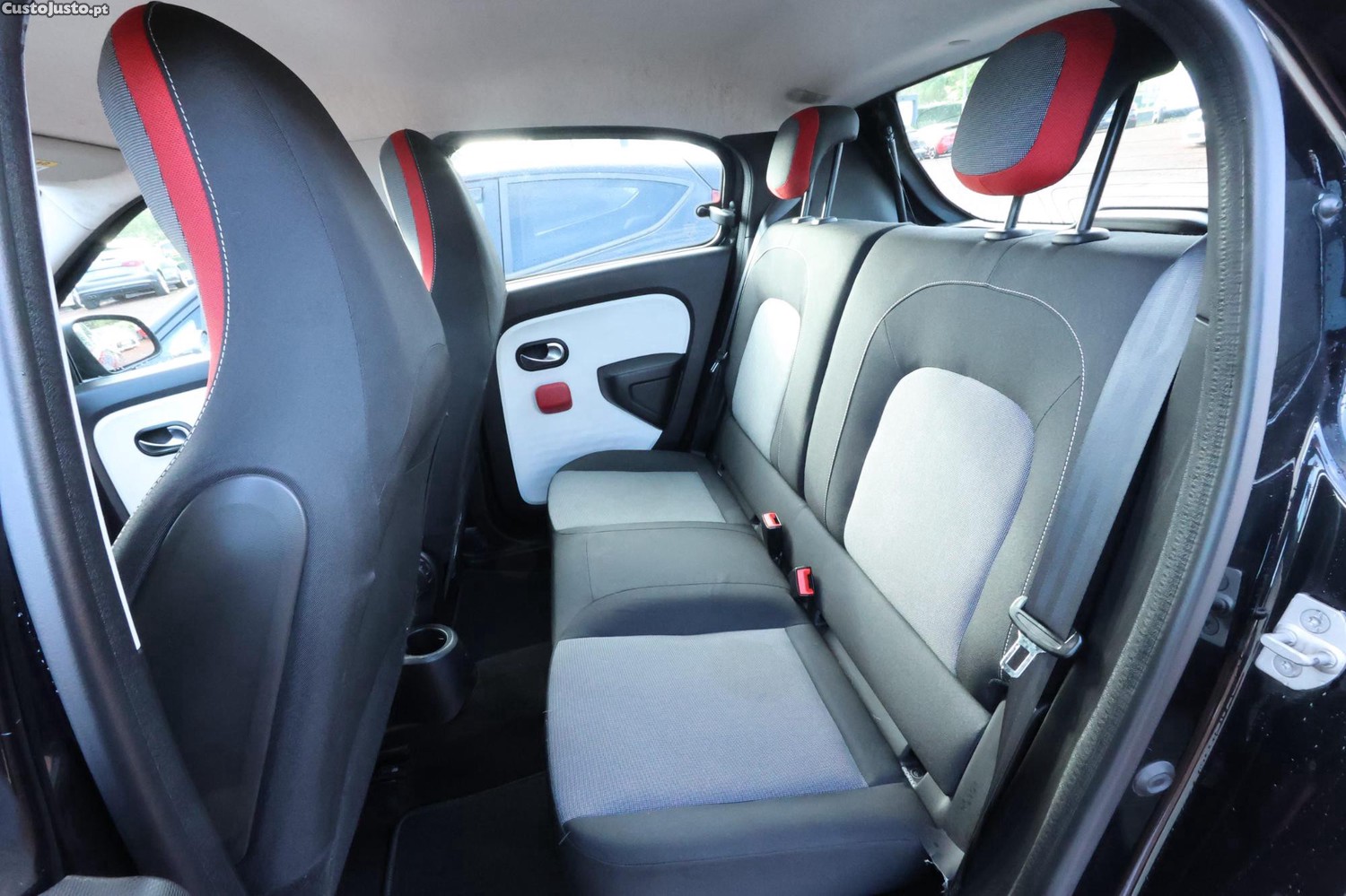 Renault Twingo 0.9 ENERGY DYNAMIQUE 90CV — fotografia 4