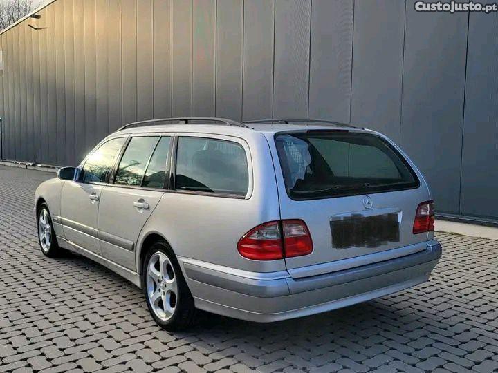 Mercedes-Benz E 220 Avantgard - 02 foto 3