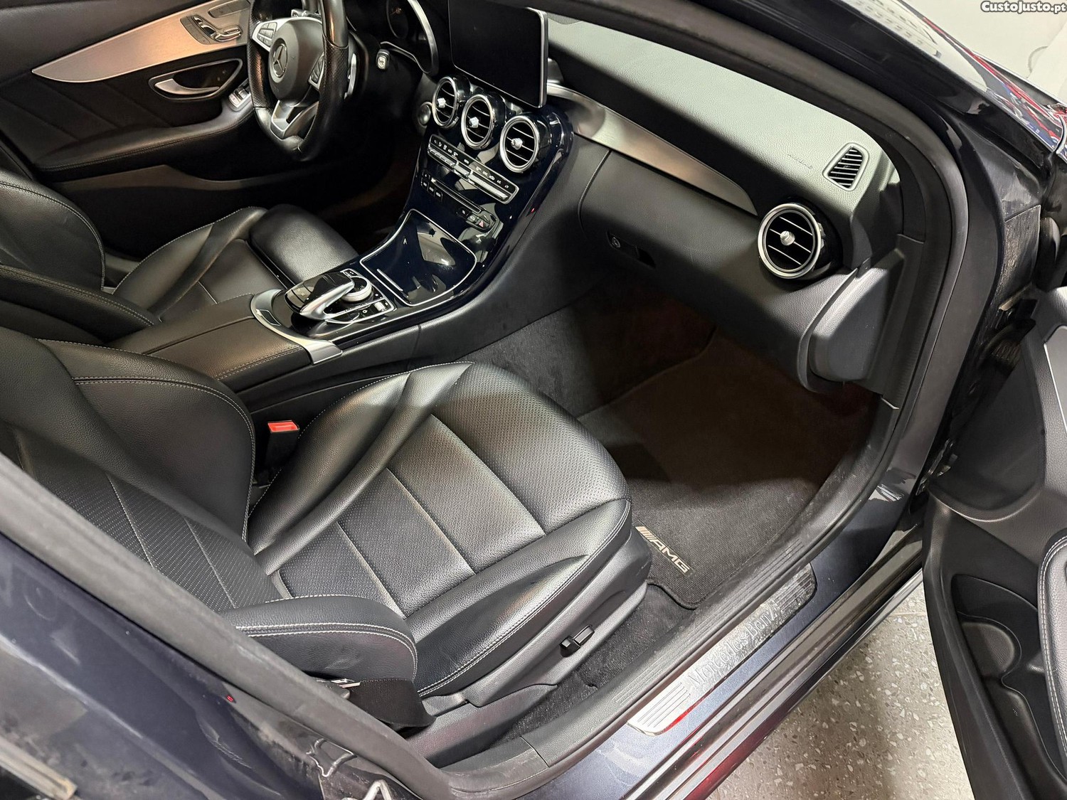 Mercedes-Benz C 300 h AMG Line — fotografia 5