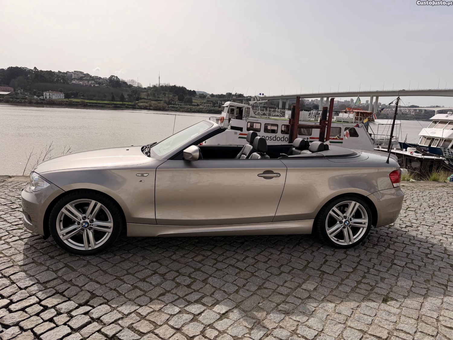 BMW 118 d Cabrio Pack M Sport - 10 foto 2